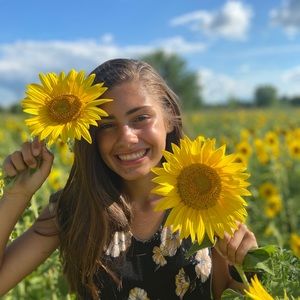 Meet your Posher, Gabbie